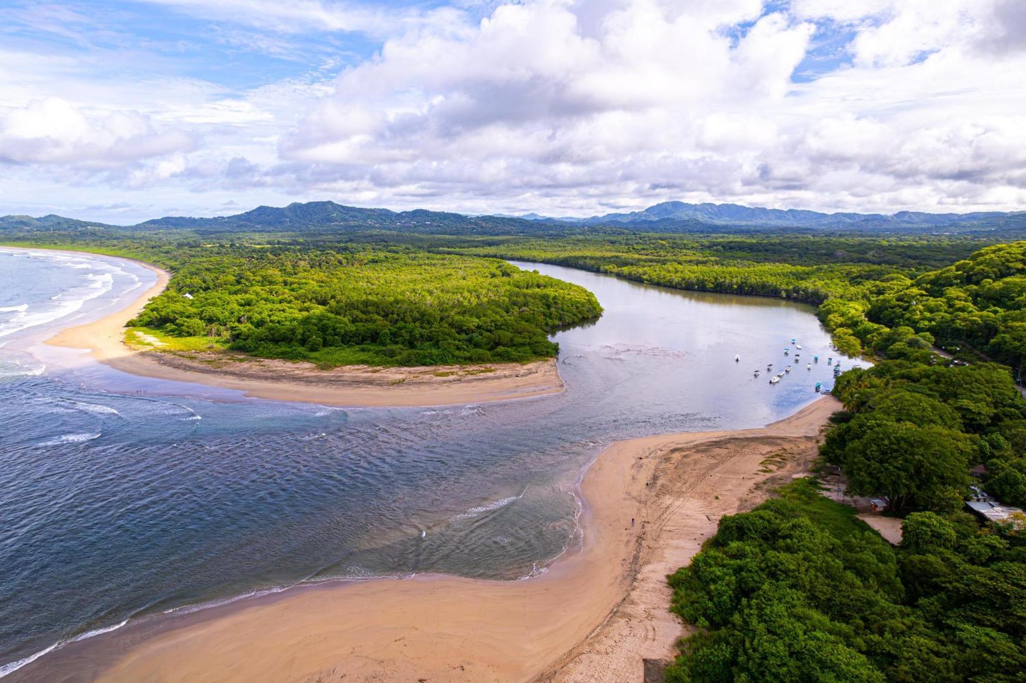 Sunrise 6- Ocean View 2 Bedroom Condo, Steps To The Beach Tamarindo Esterno foto
